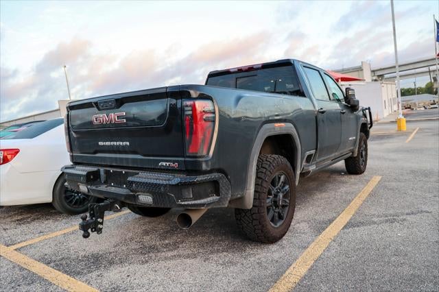2024 GMC Sierra HD AT4