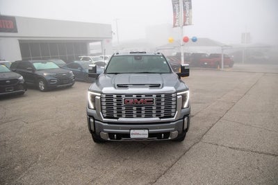 2024 GMC Sierra HD Denali
