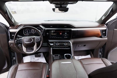 2024 GMC Sierra HD Denali