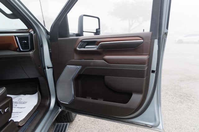 2024 GMC Sierra HD Denali