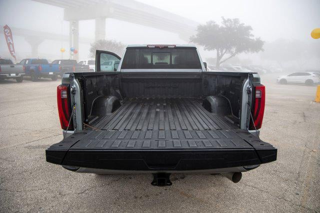 2024 GMC Sierra HD Denali