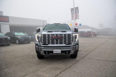 2024 GMC Sierra HD Denali