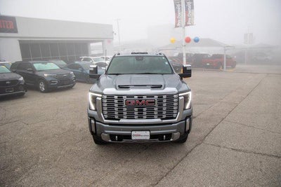 2024 GMC Sierra HD Denali