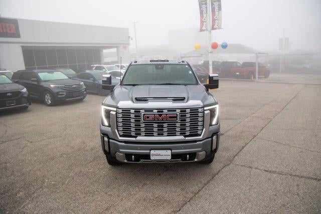 2024 GMC Sierra HD Denali