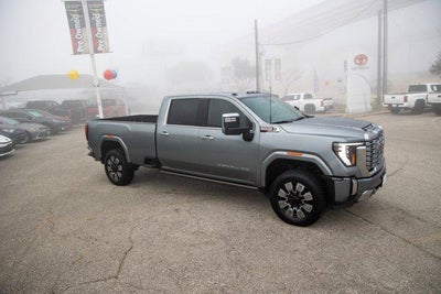 2024 GMC Sierra HD Denali