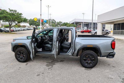 2025 GMC Canyon 2WD Elevation