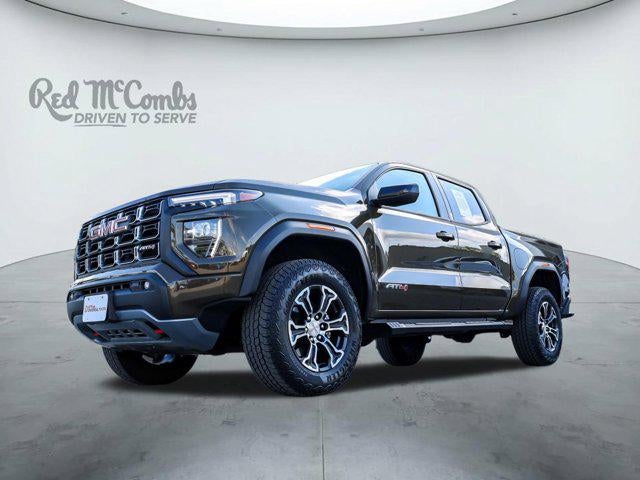 2025 GMC Canyon 4WD AT4