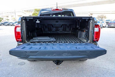2025 GMC Canyon 4WD AT4