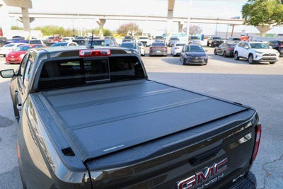 2025 GMC Canyon 4WD AT4