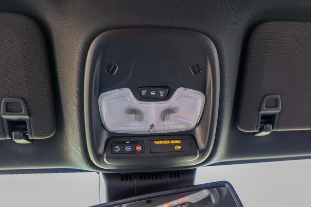 2025 GMC Canyon 4WD AT4
