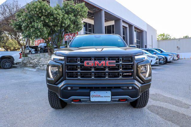 2025 GMC Canyon 4WD AT4