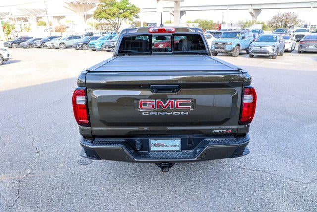 2025 GMC Canyon 4WD AT4