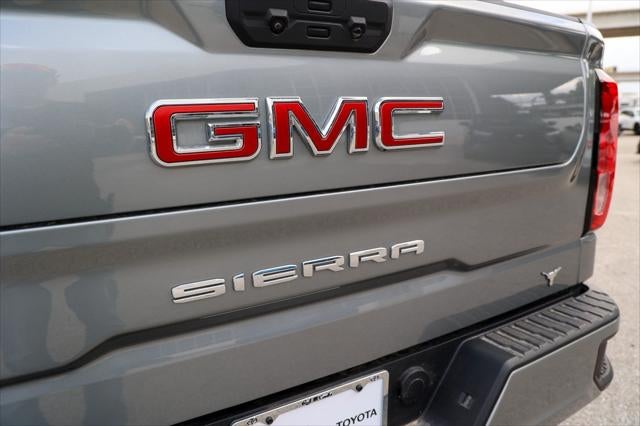 2024 GMC Sierra Pro