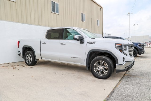 2025 GMC Sierra SLT