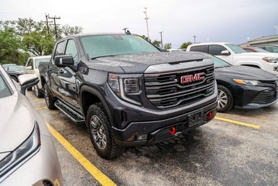 2024 GMC Sierra AT4
