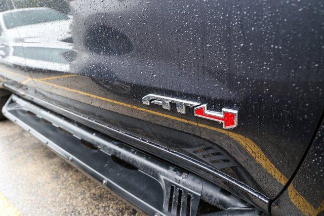 2024 GMC Sierra AT4