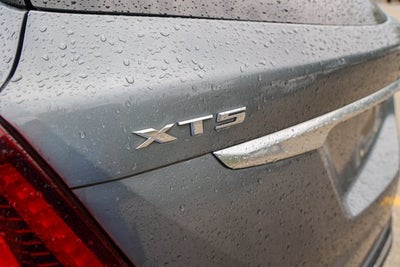 2022 Cadillac XT5 FWD Premium Luxury