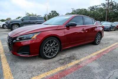 2024 Nissan Altima 2.0 SR