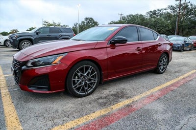 2024 Nissan Altima 2.0 SR
