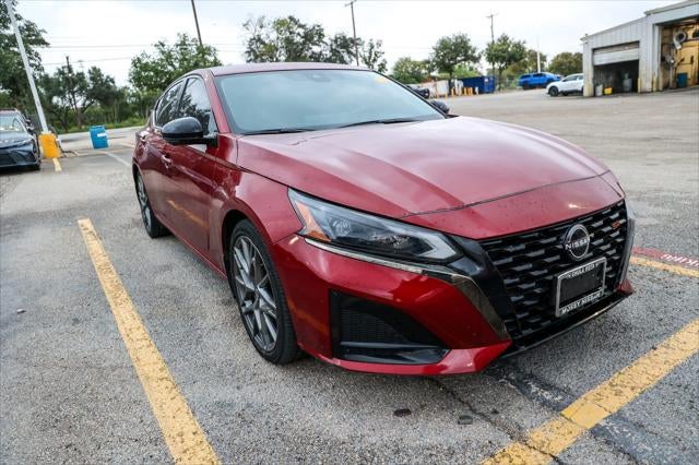 2024 Nissan Altima 2.0 SR