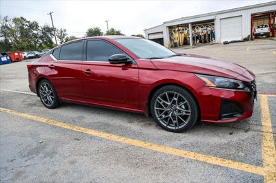 2024 Nissan Altima 2.0 SR
