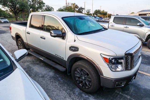 2017 Nissan Titan Platinum Reserve