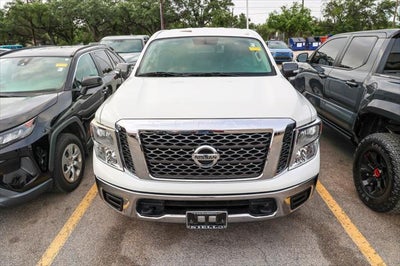 2018 Nissan Titan SV