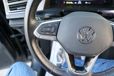 2025 Volkswagen Atlas Cross Sport 2.0T SE w/Technology