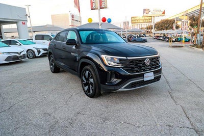 2025 Volkswagen Atlas Cross Sport 2.0T SE w/Technology