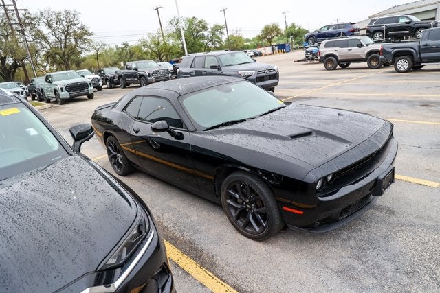 2021 Dodge Challenger SXT