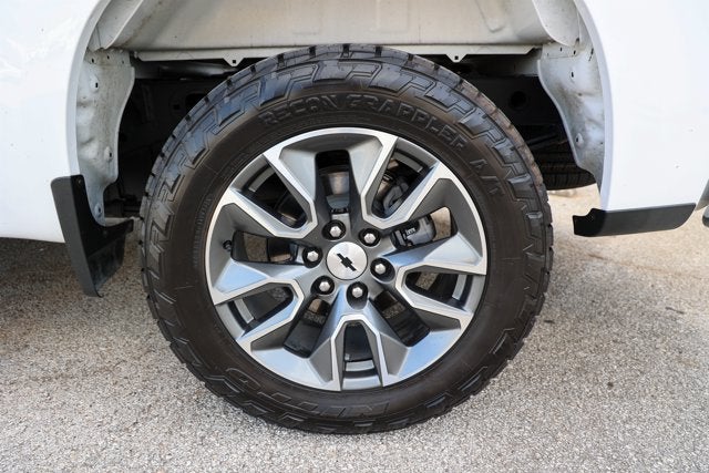 2025 Chevrolet Silverado LT