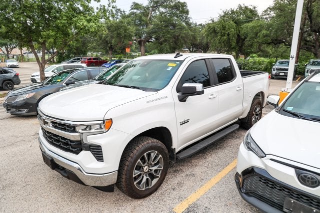 2025 Chevrolet Silverado LT