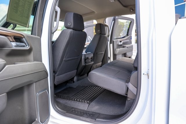 2025 Chevrolet Silverado LT