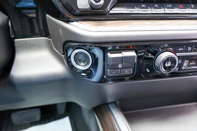 2025 Chevrolet Silverado LT