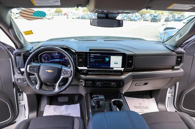 2025 Chevrolet Silverado LT