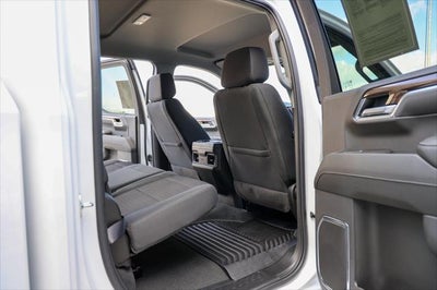 2025 Chevrolet Silverado LT