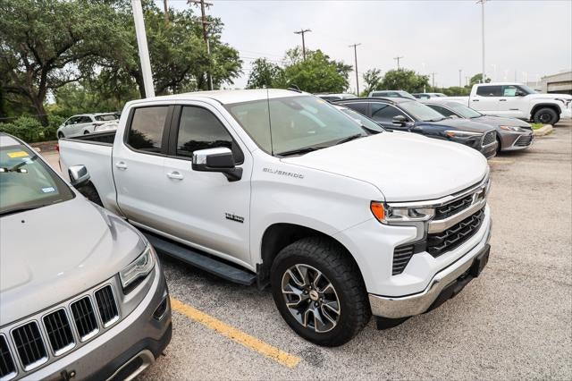2025 Chevrolet Silverado LT