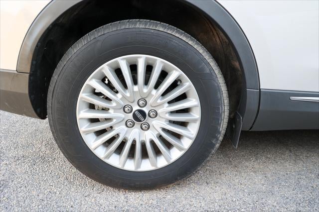 2019 Lincoln Nautilus Standard