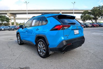 2020 Toyota RAV4 XLE Premium