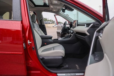 2023 Toyota RAV4 XLE Premium