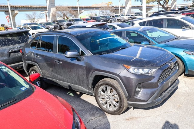 2020 Toyota RAV4 XLE Premium