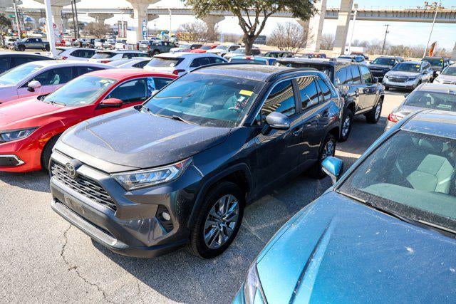 2020 Toyota RAV4 XLE Premium