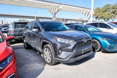 2020 Toyota RAV4 XLE Premium