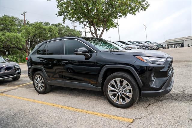2023 Toyota RAV4 XLE Premium