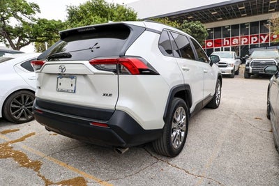 2021 Toyota RAV4 XLE Premium