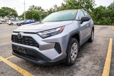 2024 Toyota RAV4 LE