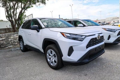 2025 Toyota RAV4 LE