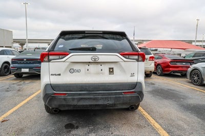 2021 Toyota RAV4 LE