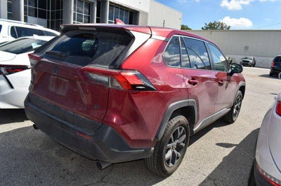 2022 Toyota RAV4 LE