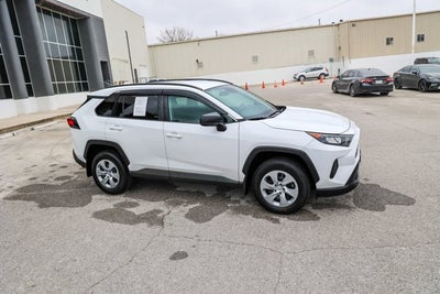 2021 Toyota RAV4 LE